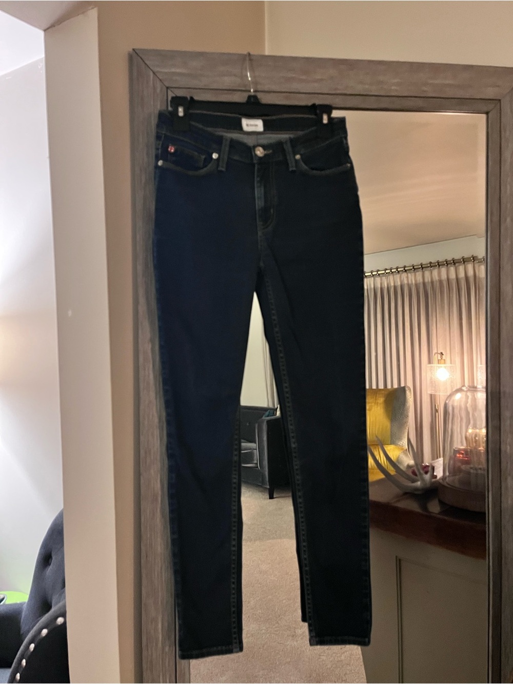 Hudson, 26, Natalie mid-rise super skinny jeans, EUC!!